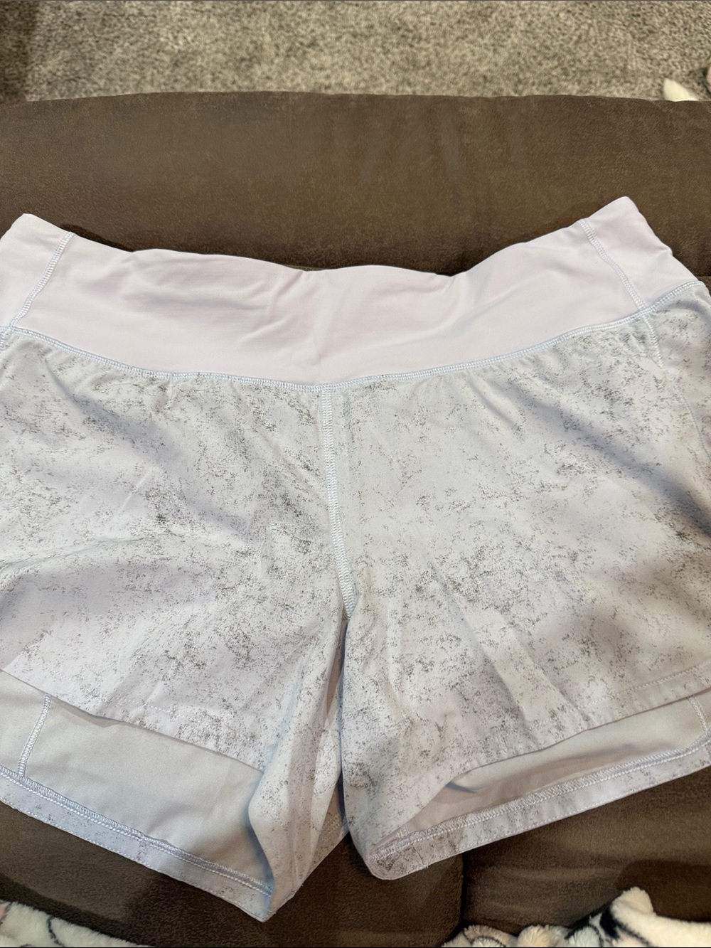 Lululemon Speed Up in Light Blue Marble